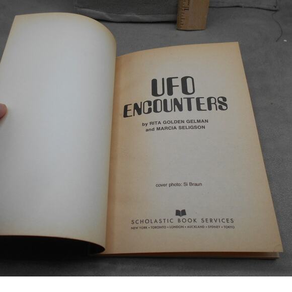 UFO Encounters Rita Golden Gelman & Marcia Seligson 1978 Scholastic Books - Picture 3 of 7
